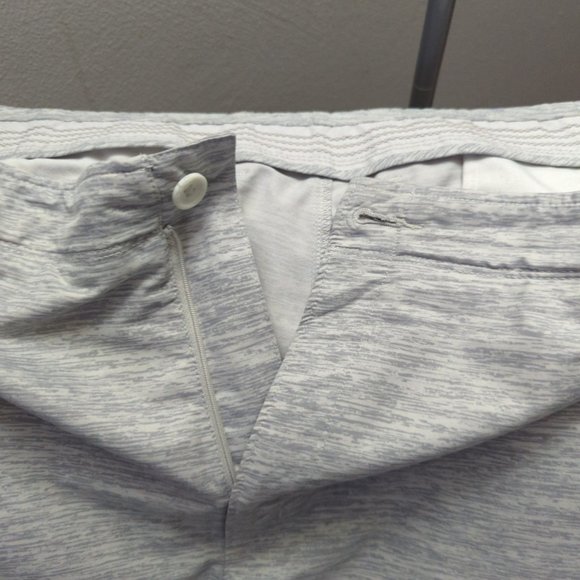 Greg Norman moisture wicking shirts size 40 waist - Picture 5 of 8